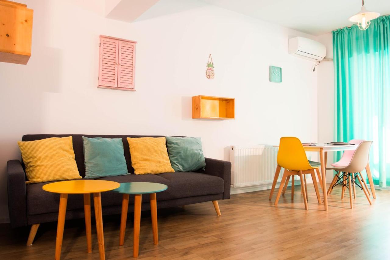 Candy Apartment Năvodari Eksteriør billede